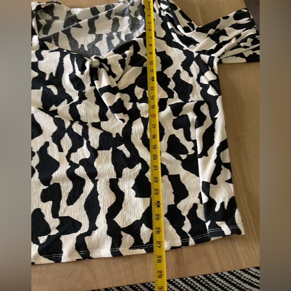 Ava & Viv| Long Sleeve Feminine Blouse, Wide Sleeve•••Size 2x, Knit Material - Picture 11 of 11